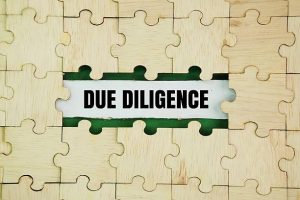 La due diligence commerciale : évaluation de la qualité du chiffre d&rsquo;affaires